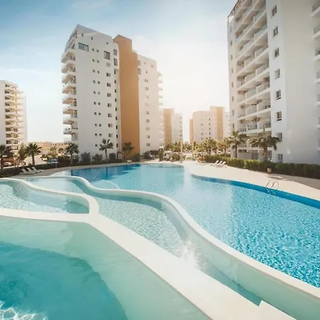 Rufus Pool In Caesar & Apartment Trikomo
